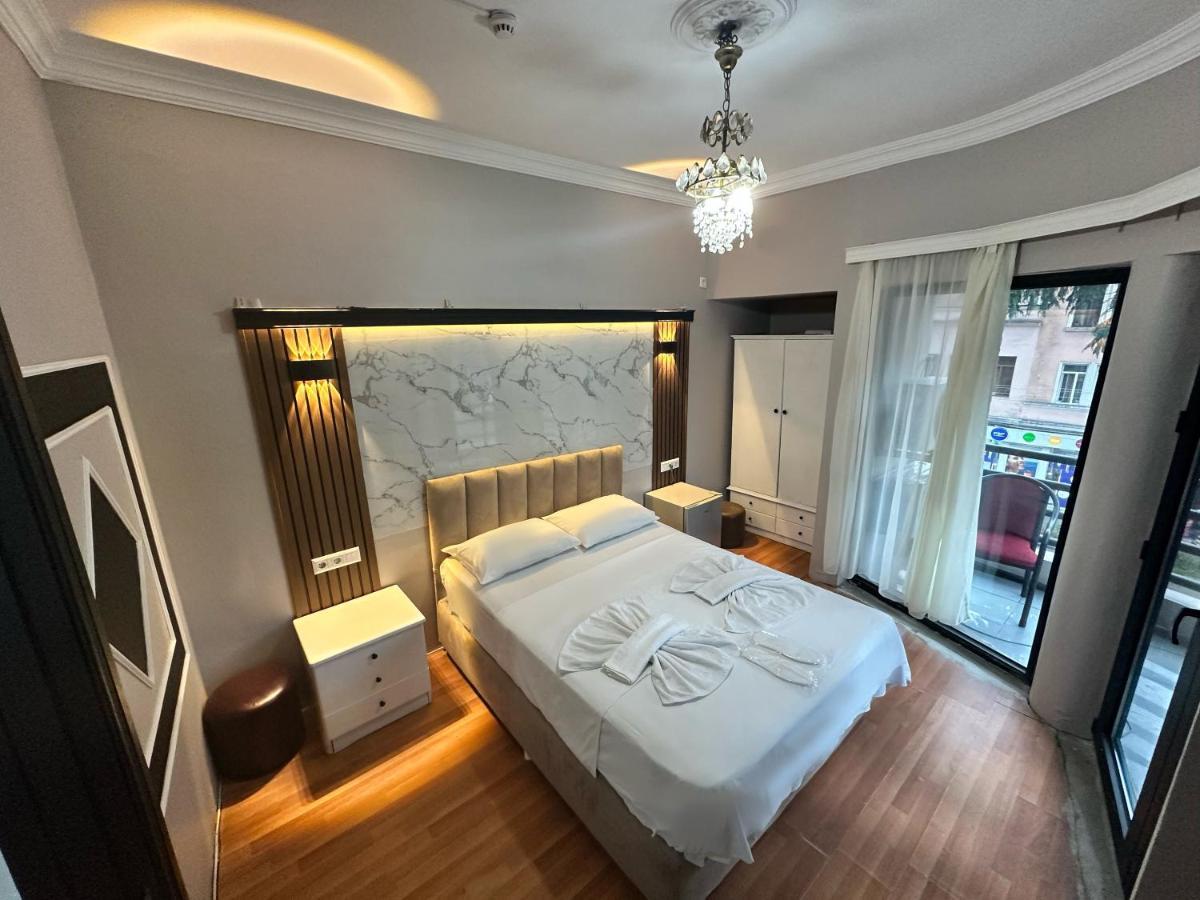 My Metropol Hotel Batumi Exterior photo